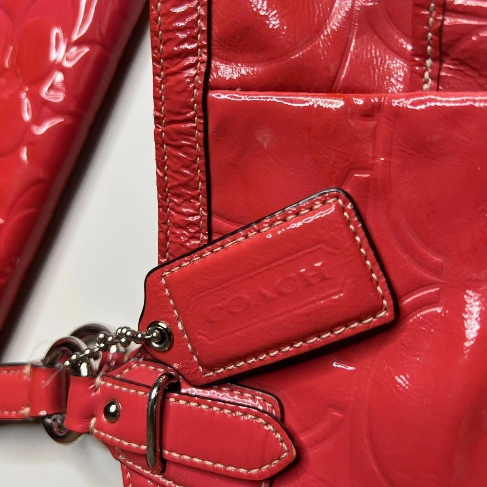 Coach Gallery Tote & Wallet Set – Red Patent Leather Embossed Signature, Style